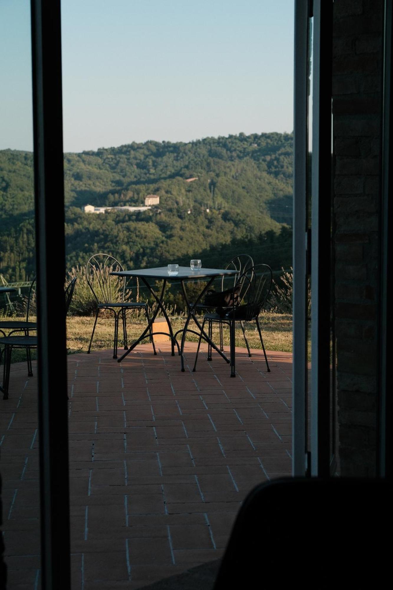 Vin Hotel - Wine Resort And Agriturismo Montieri Ngoại thất bức ảnh
