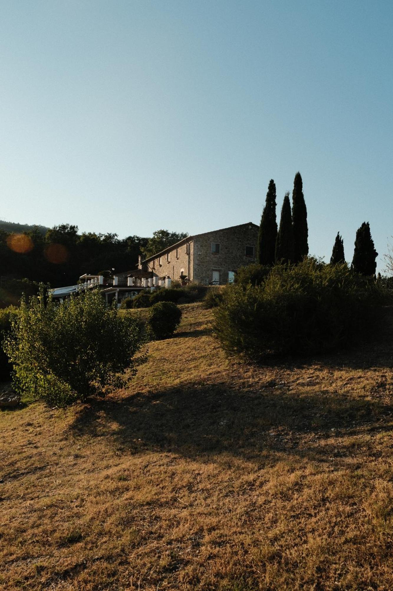 Vin Hotel - Wine Resort And Agriturismo Montieri Ngoại thất bức ảnh