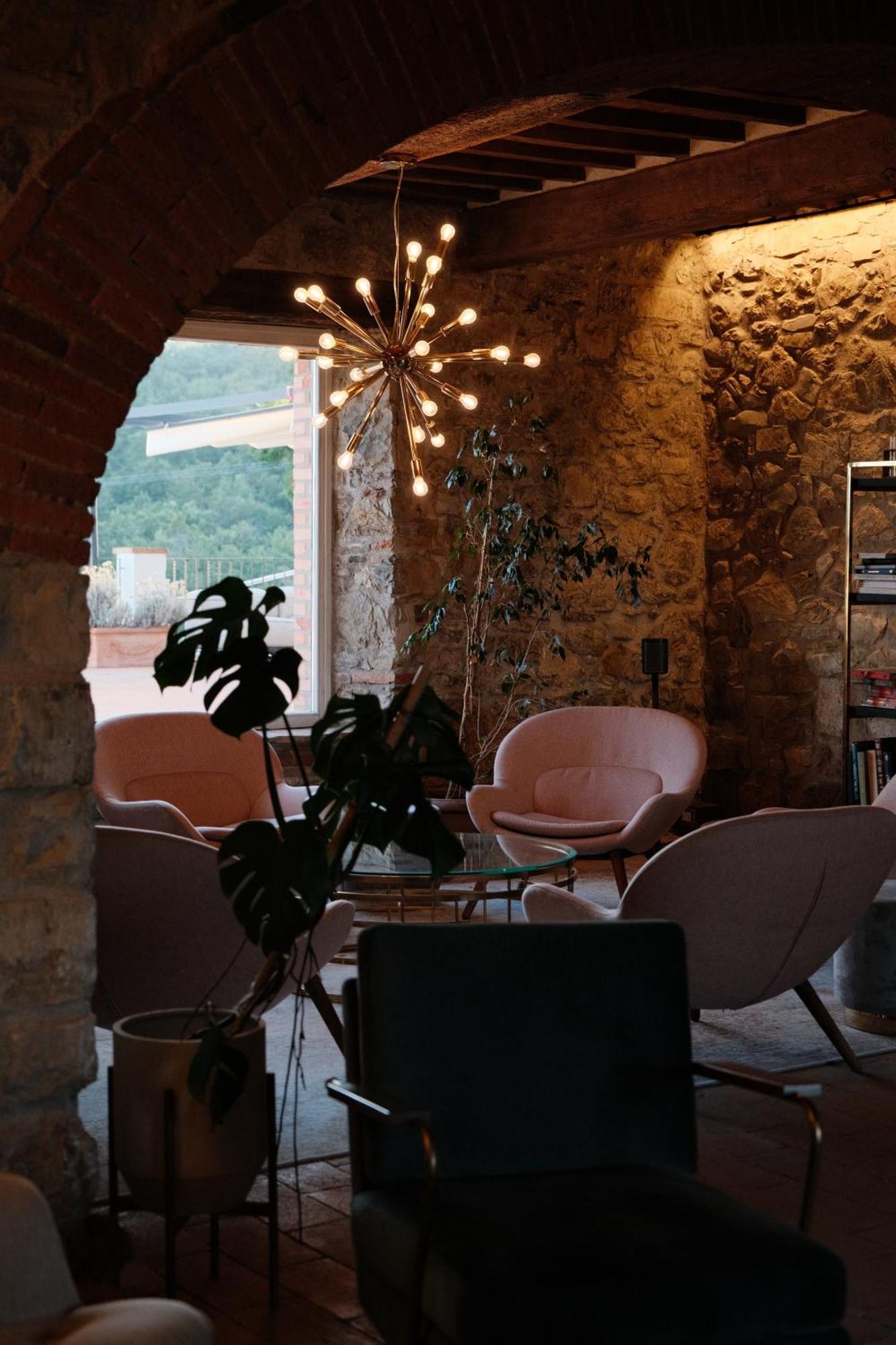 Vin Hotel - Wine Resort And Agriturismo Montieri Ngoại thất bức ảnh