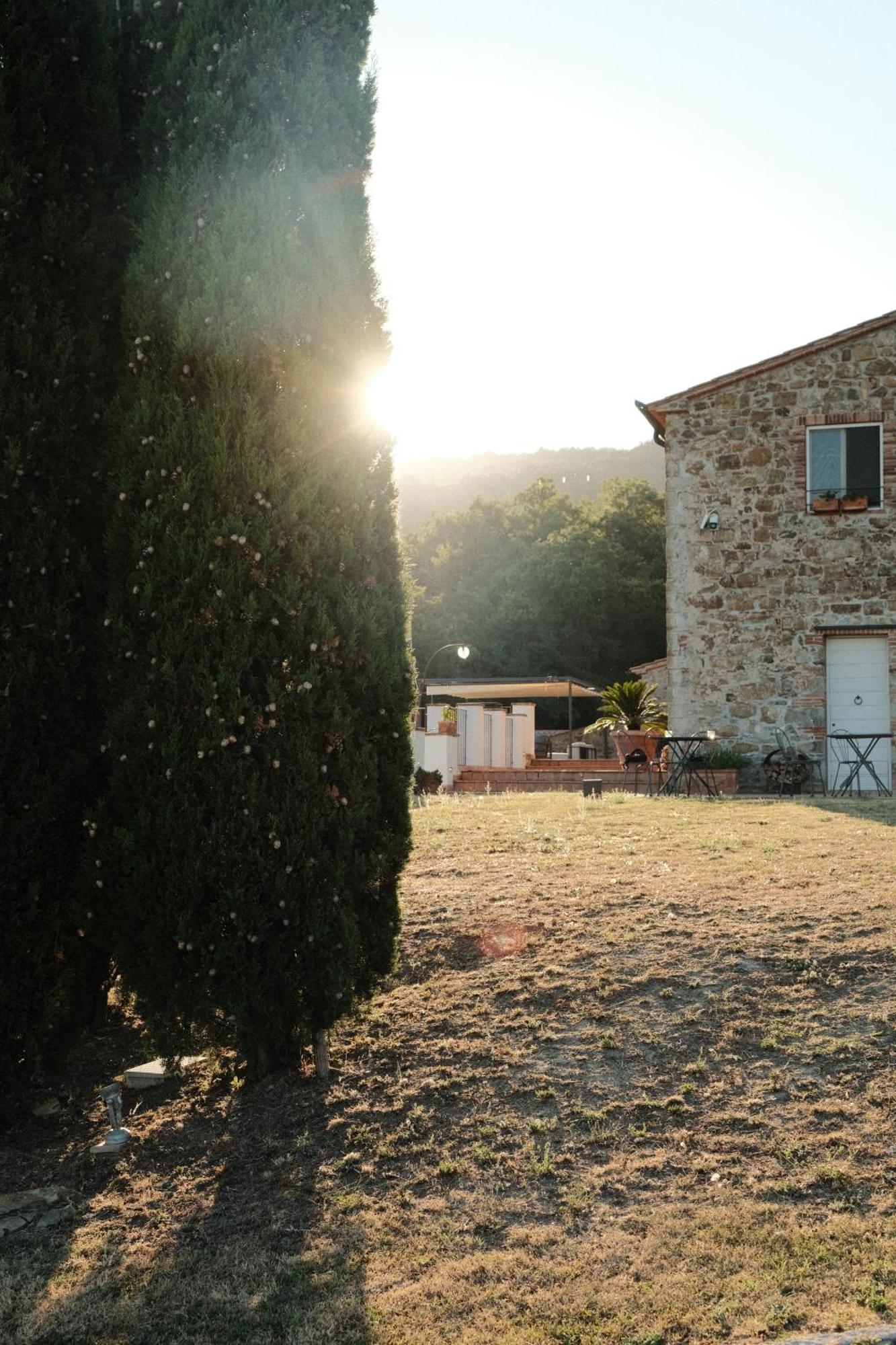 Vin Hotel - Wine Resort And Agriturismo Montieri Ngoại thất bức ảnh