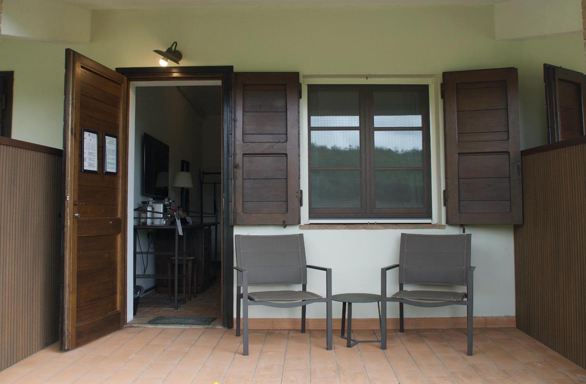 Vin Hotel - Wine Resort And Agriturismo Montieri Ngoại thất bức ảnh
