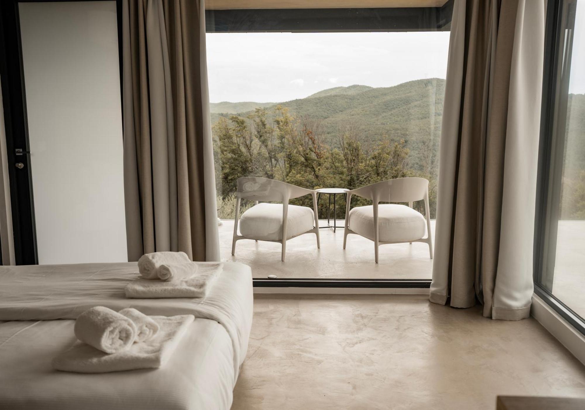 Vin Hotel - Wine Resort And Agriturismo Montieri Ngoại thất bức ảnh